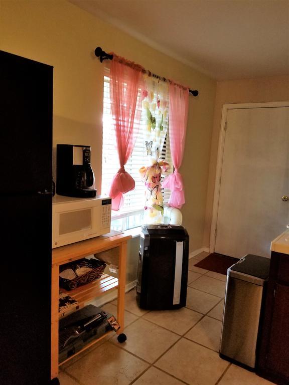 Charming Downstairs Unit Apartment Oakhurst Luaran gambar