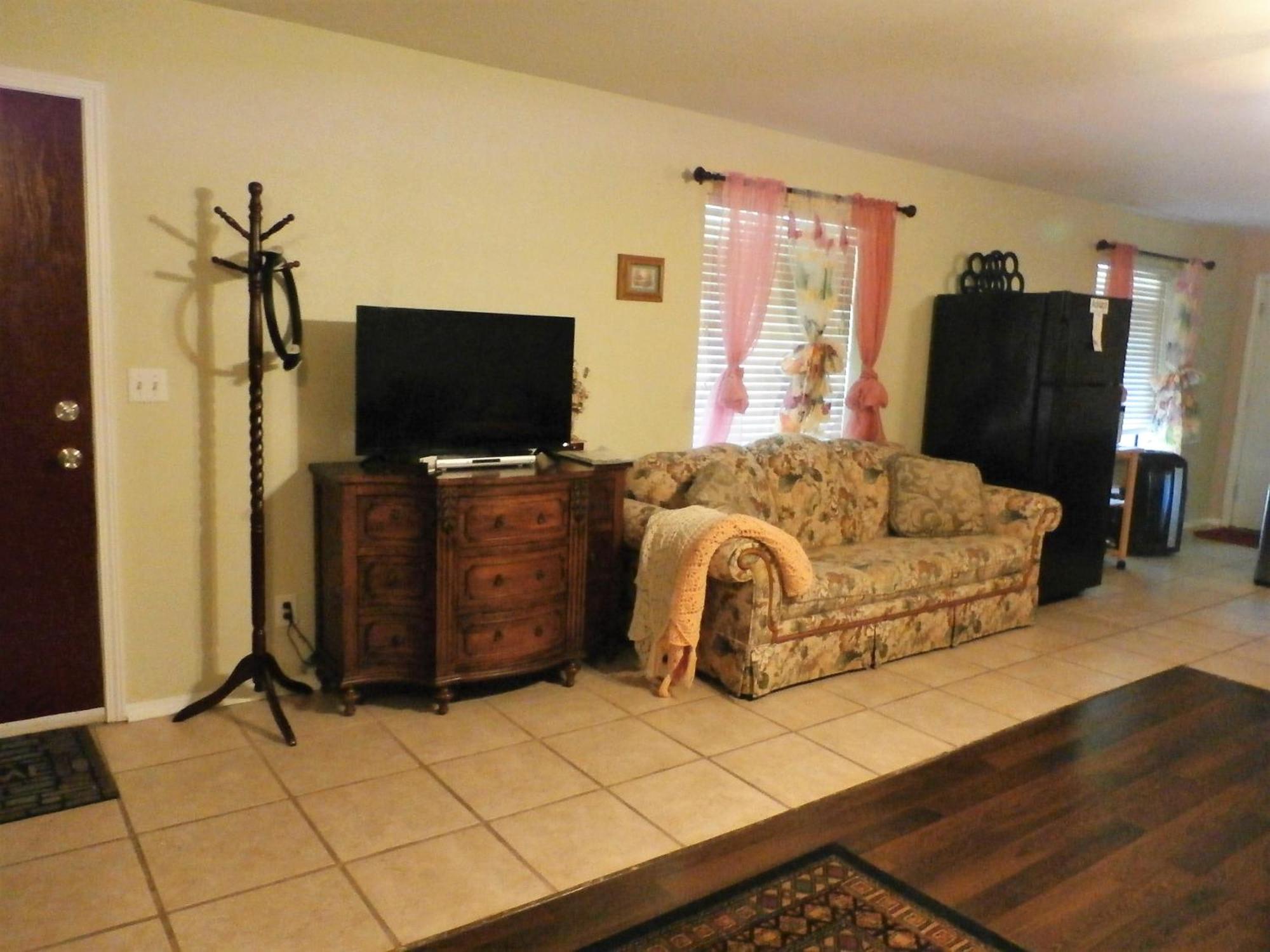 Charming Downstairs Unit Apartment Oakhurst Luaran gambar